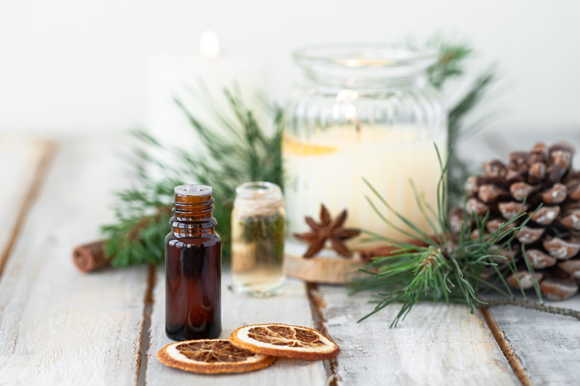 Week 3 | Merry & Bright Roller Blend: An Uplifting Essential Oil Gift for the Holidays
