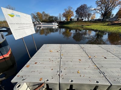 Rozwój Sportów Wodnych - zakup pomostu.