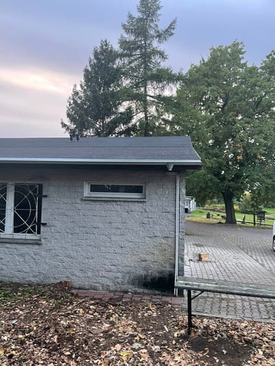 NAPRAWY W BUDYNKU BOSMANATU