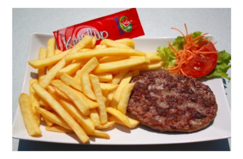 Hamburger e patatine fritte*