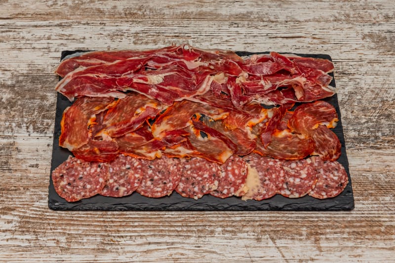 EMBUTIDOS PREMIADOS DE D.O. GUIJUELO PUENTE ROBLES