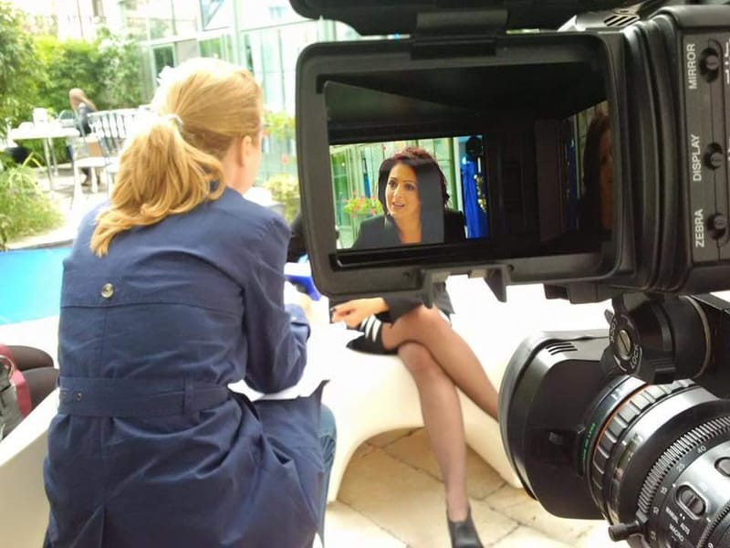 How to shine as a spa therapist- selling techniques.