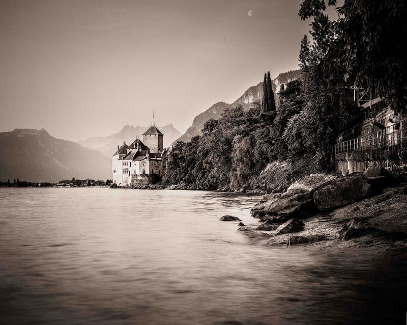 Le Château de Chillon au bord du lac Léman (Canton de Vaud)