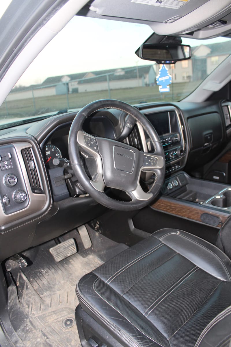 Revive&Sine Interior Detail