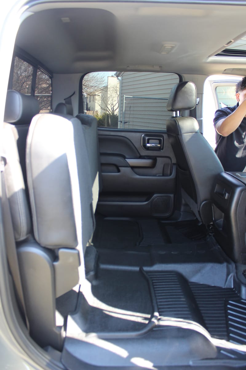 Revive&Sine Interior Detail