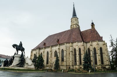 Găzduire sediu social în județul Cluj
