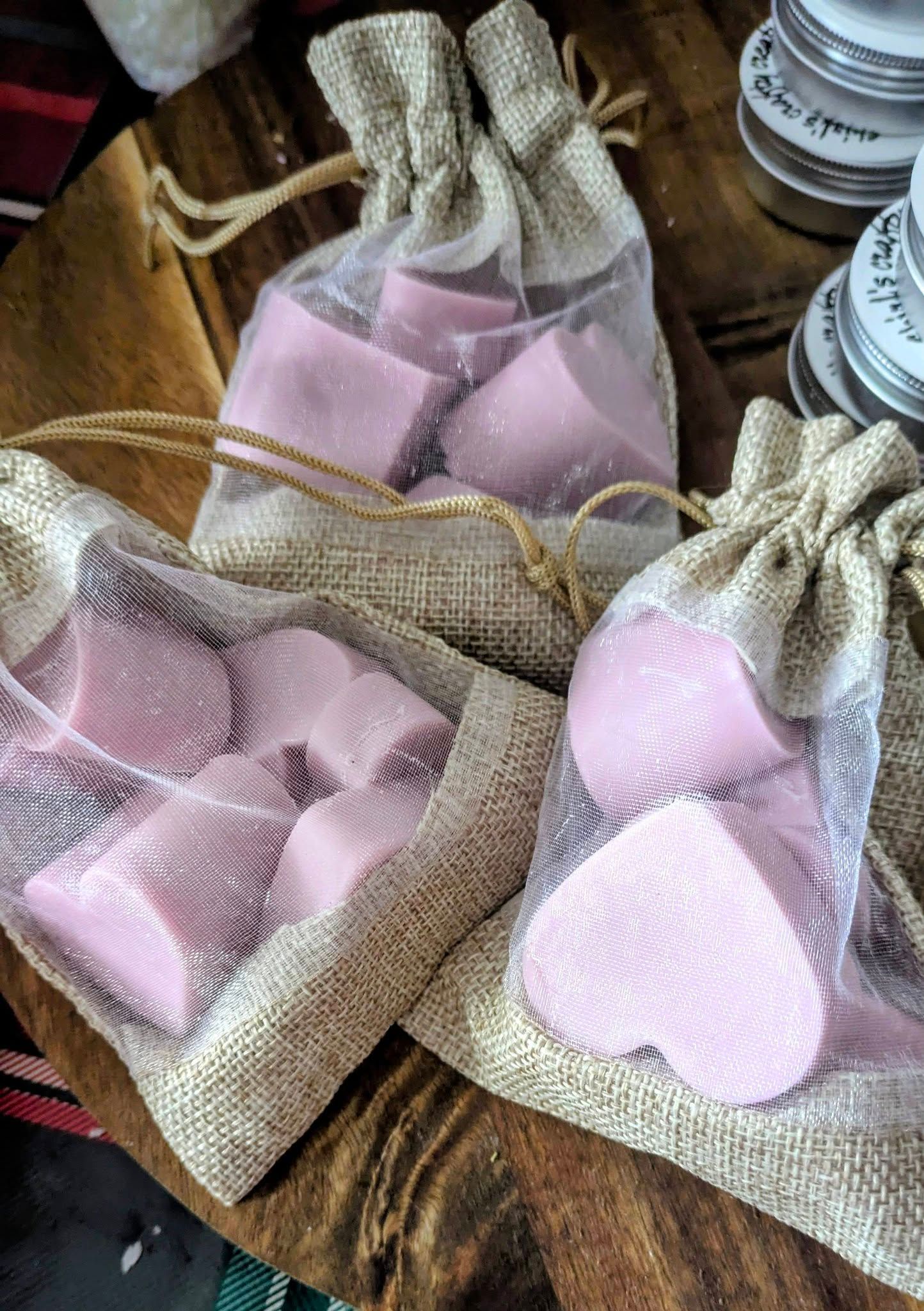 red hearts wax melts