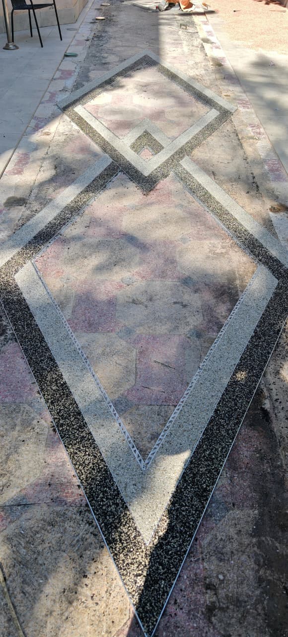 الخرسانة المختمة للأرضيات