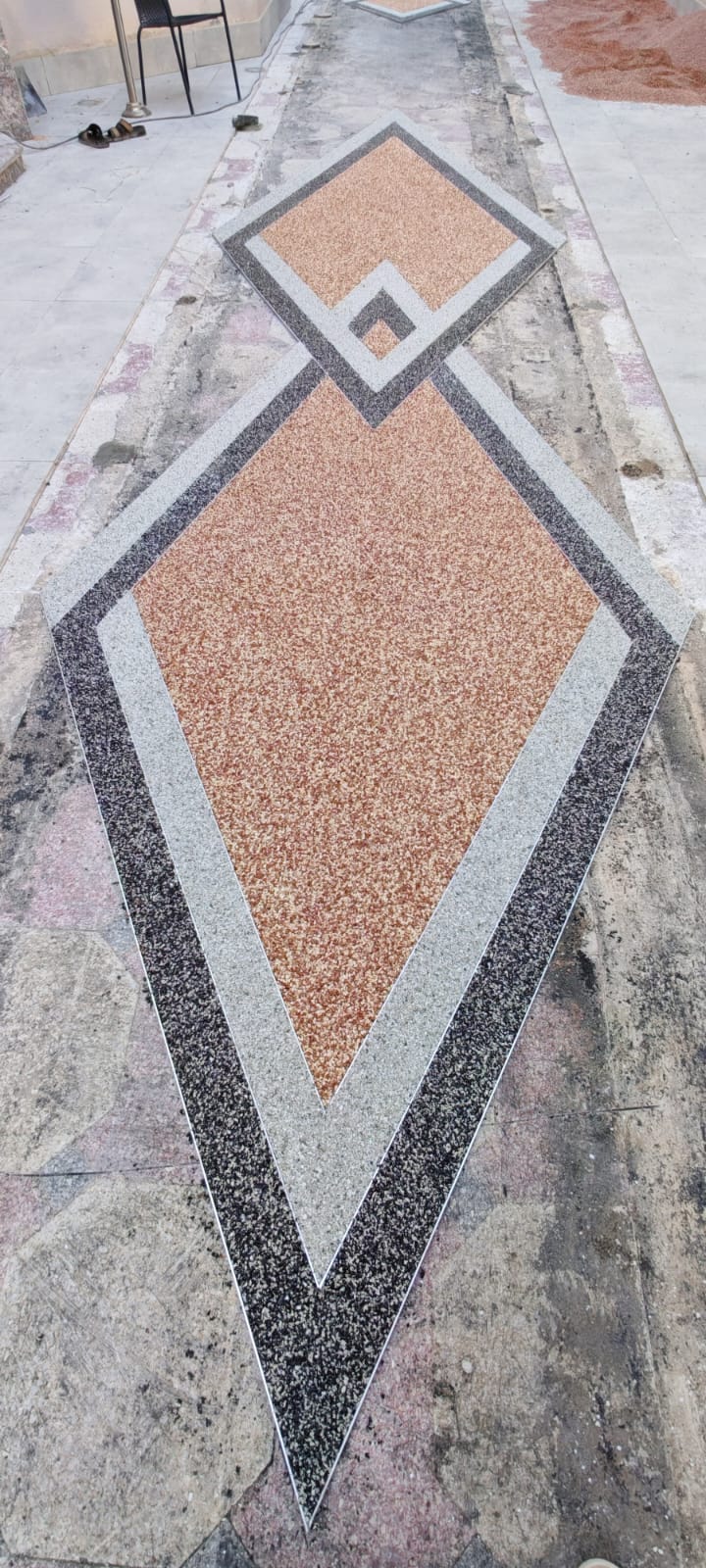 الخرسانة المختمة للأرضيات