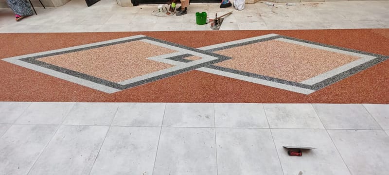 الخرسانة المختمة للأرضيات