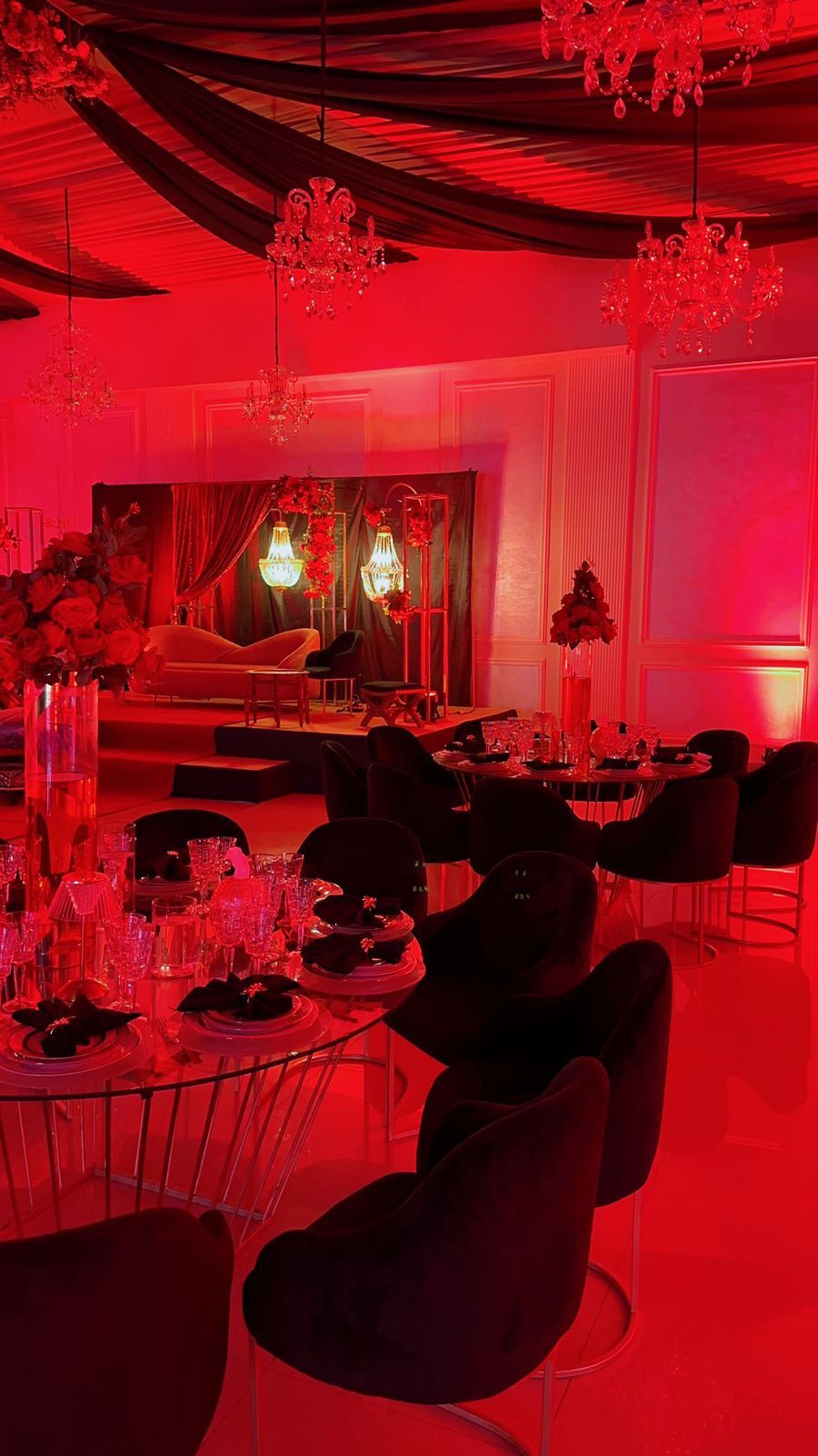 VOS STRUCTURES SUR MESURE