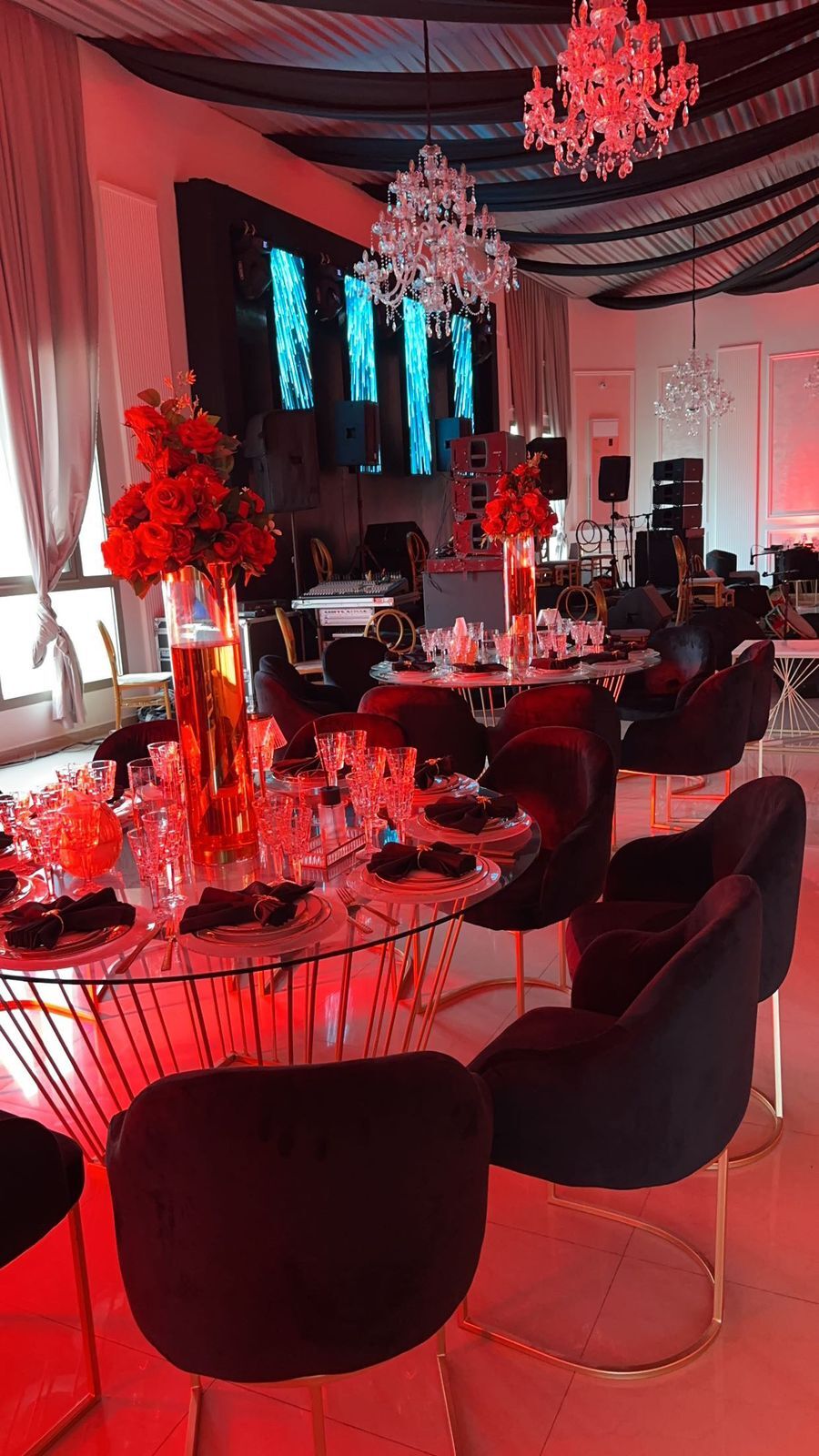 VOS STRUCTURES SUR MESURE