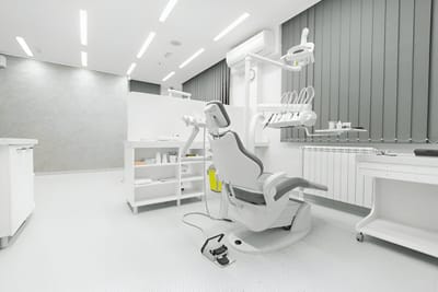 Best Dentist Dental Clinic Near Golf Course Road Gurgaon