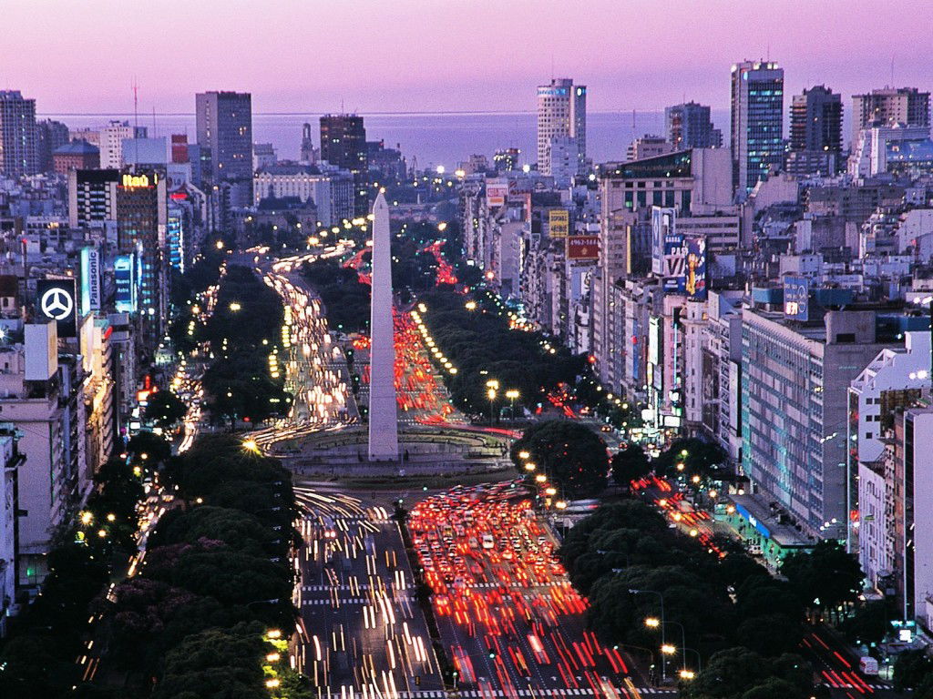 Crisi Politica in Argentina: Il Presidente Annuncia Elezioni Anticipate