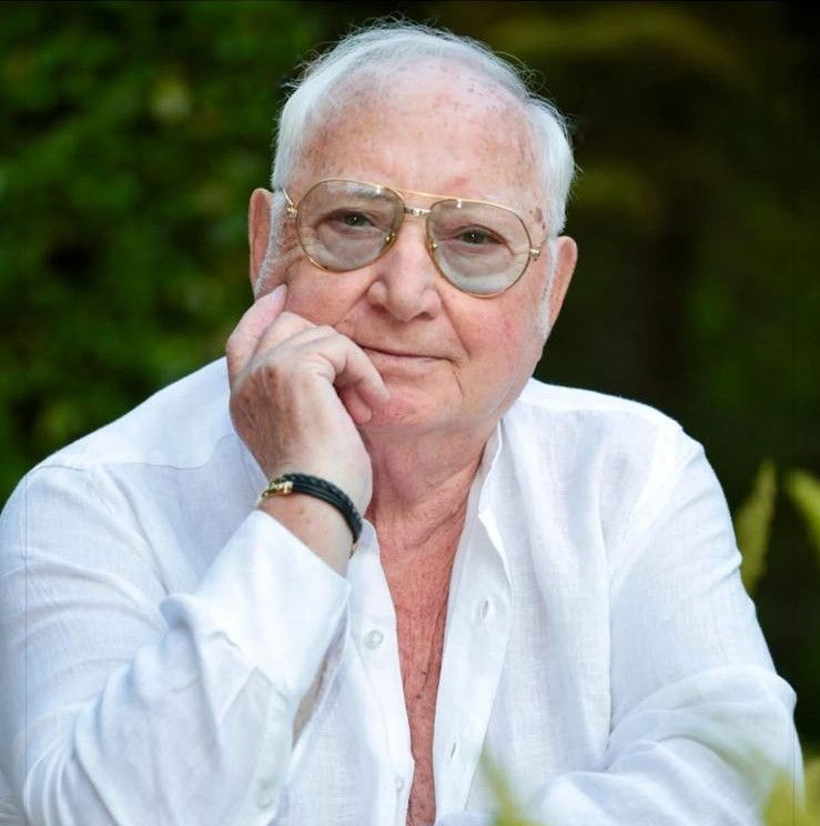 Grande successo a Villaricca per i 70 anni di carriera del Maestro Pino Mauro