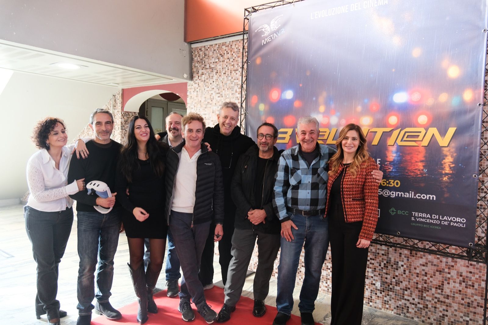 CINEMA | Napoli presenta il futuro: R3V@LUT1@N, il film immersivo di Corrado Ardone