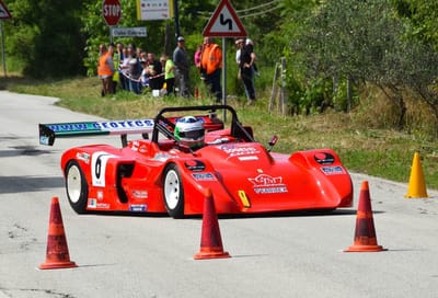 Il pluricampione italiano Fabio Emanuele battezza il 1° slalom città di acatesabato conferenza stampa al castello dei principi di biscari e preliminari