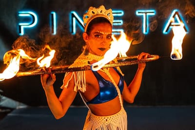 Ferragosto al Pineta Club Porto Rotondo: tre serate tra musica, stile e spettacolo