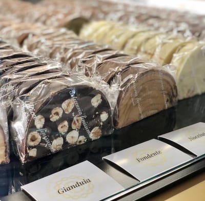 Torroni d’Autore: L’eleganza artigianale firmata Salvatore Cutolo