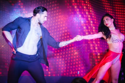 Weekend al Frontemare Rimini: dal 14 al 16 novembre tra cena spettacolo, disco anni ’80 e ritmi latini