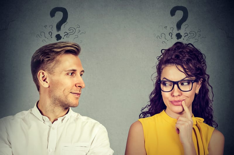 لماذا يختفي القبول بعد اللقاء الأول رغم الإعجاب؟ أسباب تراجع الخاطب المفاجئ