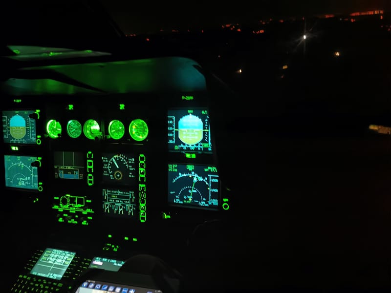 Recherches en mer de nuit