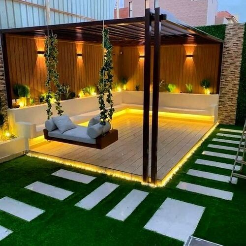 جلسات خارجية فاخرة: استمتع بجمال الجو في فناء منزلك