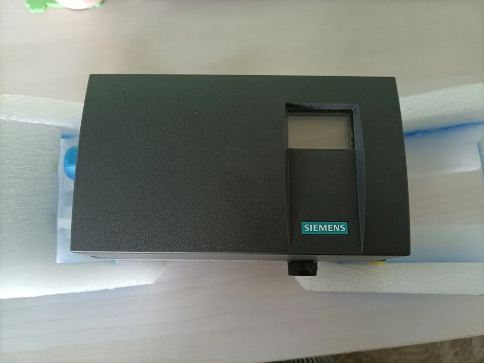 Siemens Sipart PS2 6dr Polycarbonate Enclosure Intelligent Electropneumatic Valve Positioner