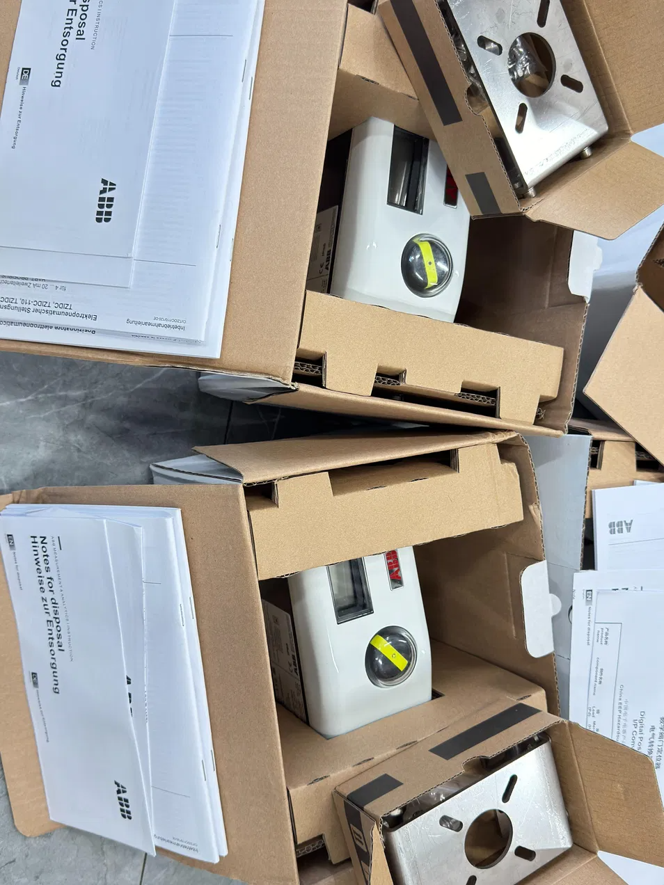 Abbb Tzidc-110-V18346 Profibus PA Electro-Pneumatic Valve Positioner