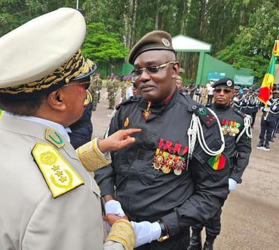 Brazzaville : L’avenue Bayardelle s’illumine grâce à l’action du colonel-major Michel Innocent Peya