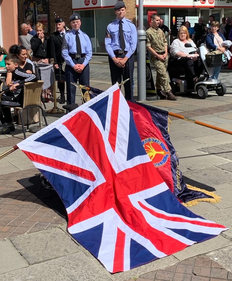 Saluting the Very Best of Us