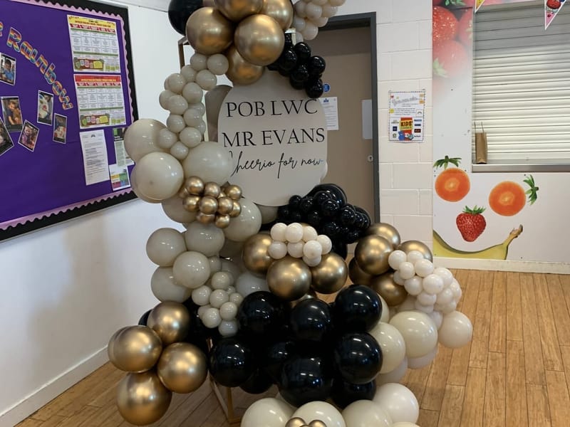 Hwyl Fawr Prifathro Mr Evans