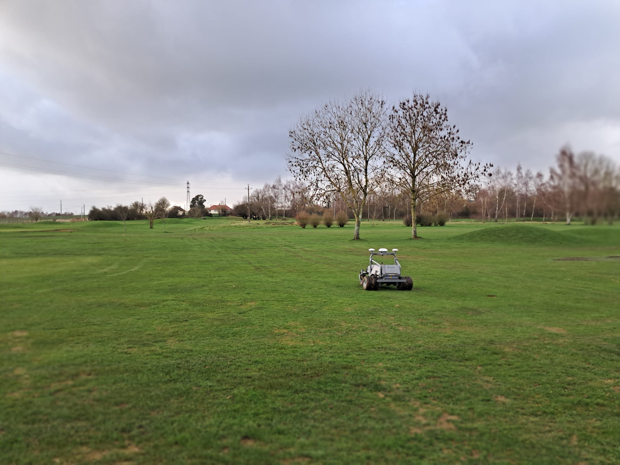 Robot tondeuse golf : automatisez l’entretien de votre parcours