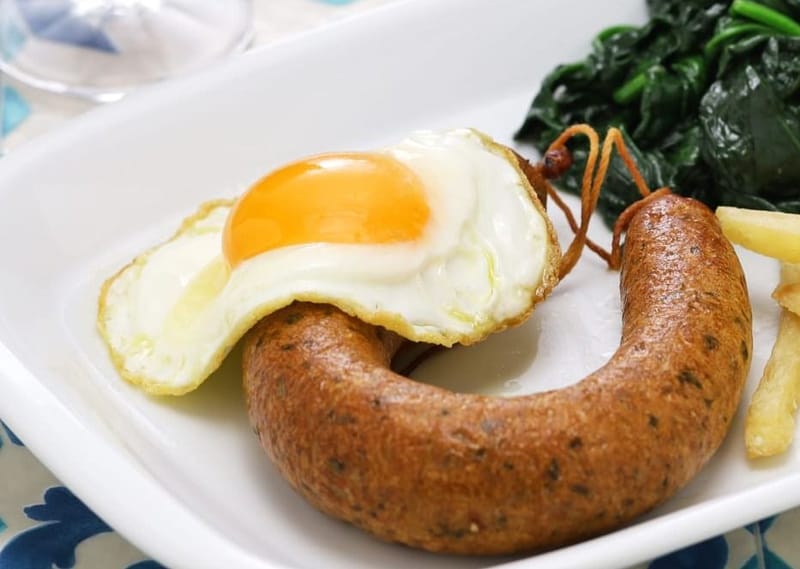 Portuguese Sausage & Egg