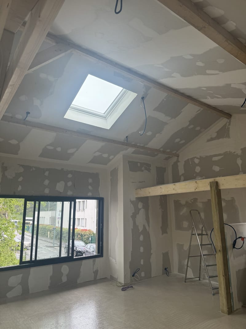 CONSTRUCTION PRËT A PEINDRE