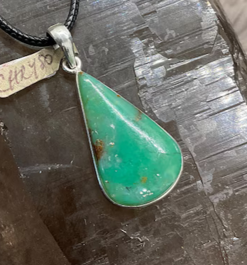 Chrysoprase pendant