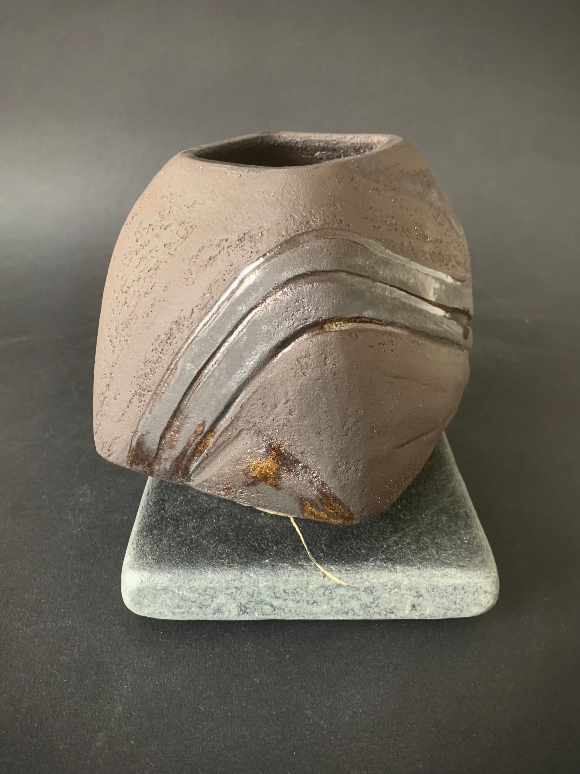 Collection Yoru - Vase noir VH10