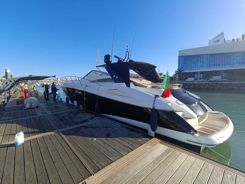 Sunseeker Motor Yacht