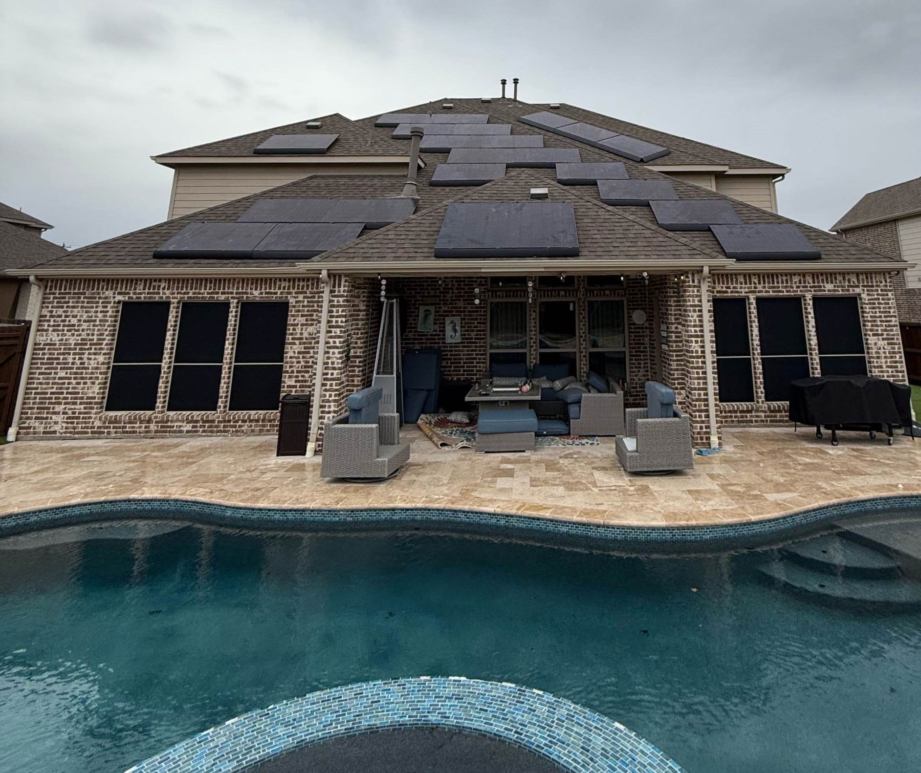 14-k/W (D/C) Hybrid System with 57-k/Wh of battery backup located in Wylie, Texas