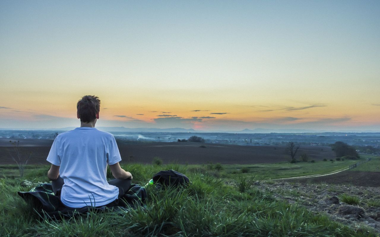 Thiền Vipassana Tại Nhà: Giảm Căng Thẳng Và Cải Thiện Sức Khỏe Tinh Thần
