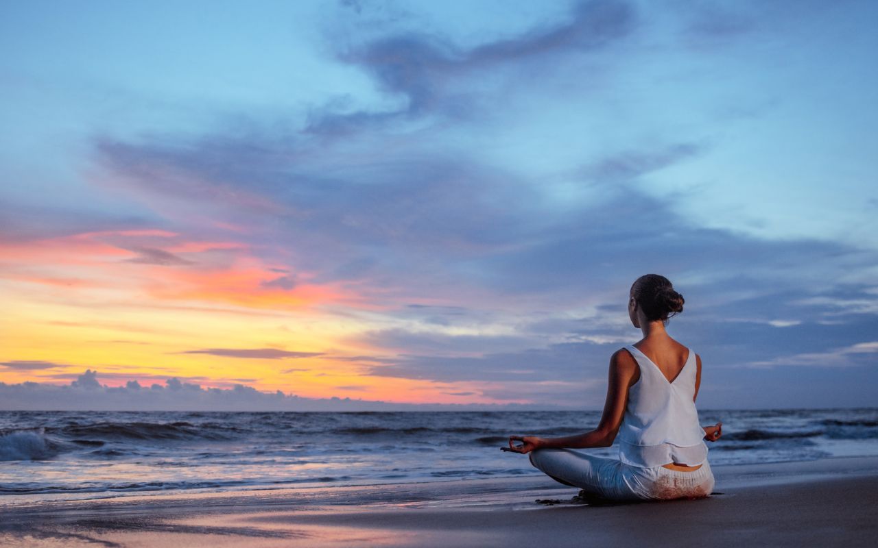 Chánh Niệm Trong Thiền Vipassana: Lợi Ích Và Cách Thực Hành