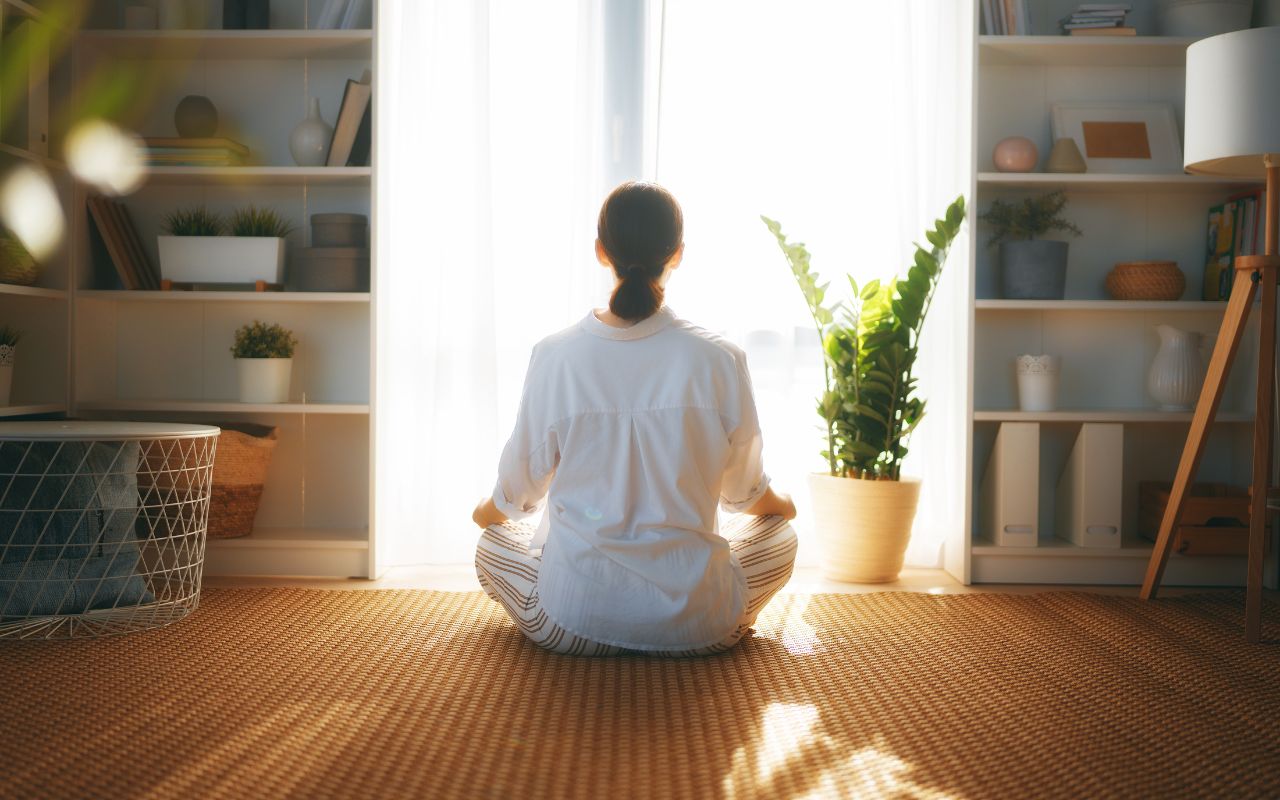 Thiền Vipassana Online: Hướng Dẫn Thực Hành Và Lợi Ích Cho Người Mới Bắt Đầu