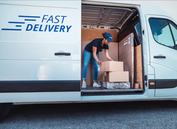 Urgent Orders, Instant Joy: Droply’s Promise of Quick Delivery in the UAE