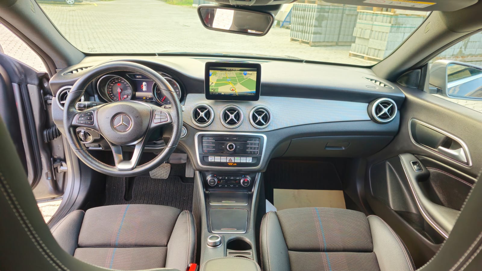 Mercedes CLA 200d 4Matic Shooting break Swiss Star Edition