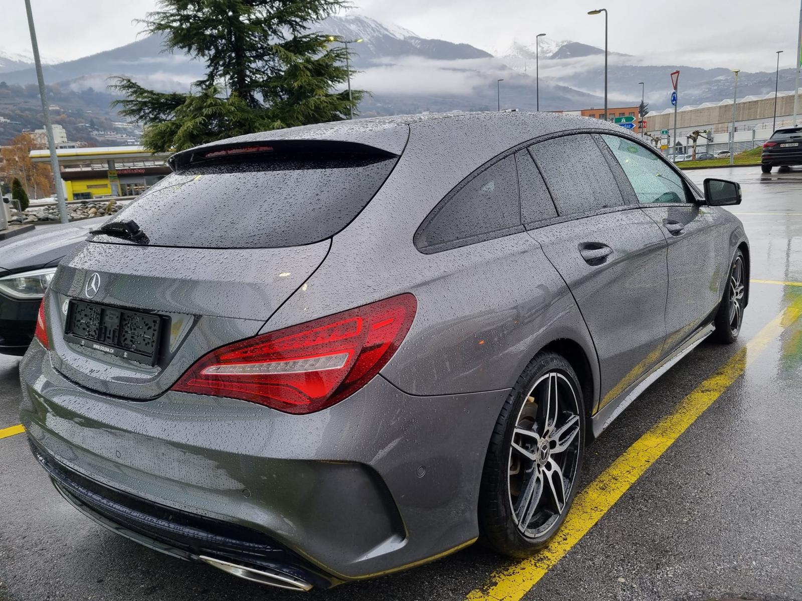 Mercedes-Benz CLA 200d Shooting Break AMG Line