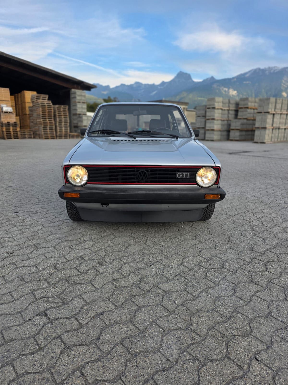 Volkswagen Golf 1 GTI 1.8