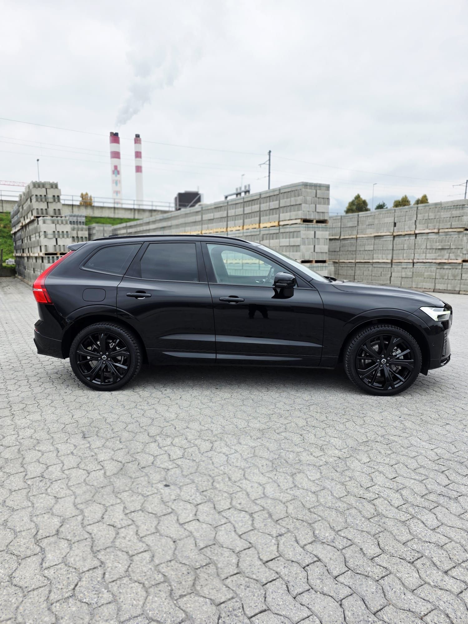 Volvo XC60 Black Edition 24''