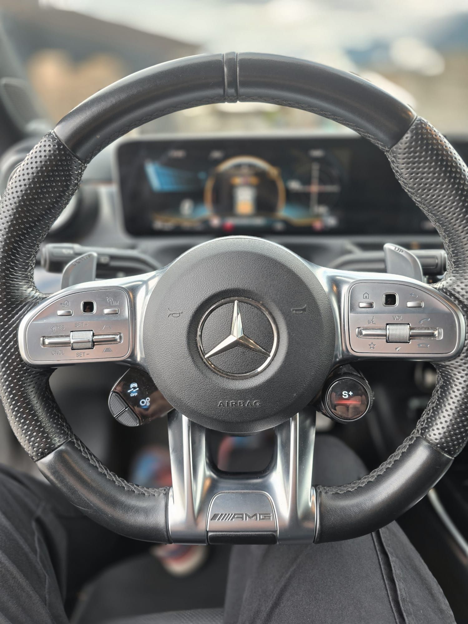 Mercedes-Benz A35 AMG 19''