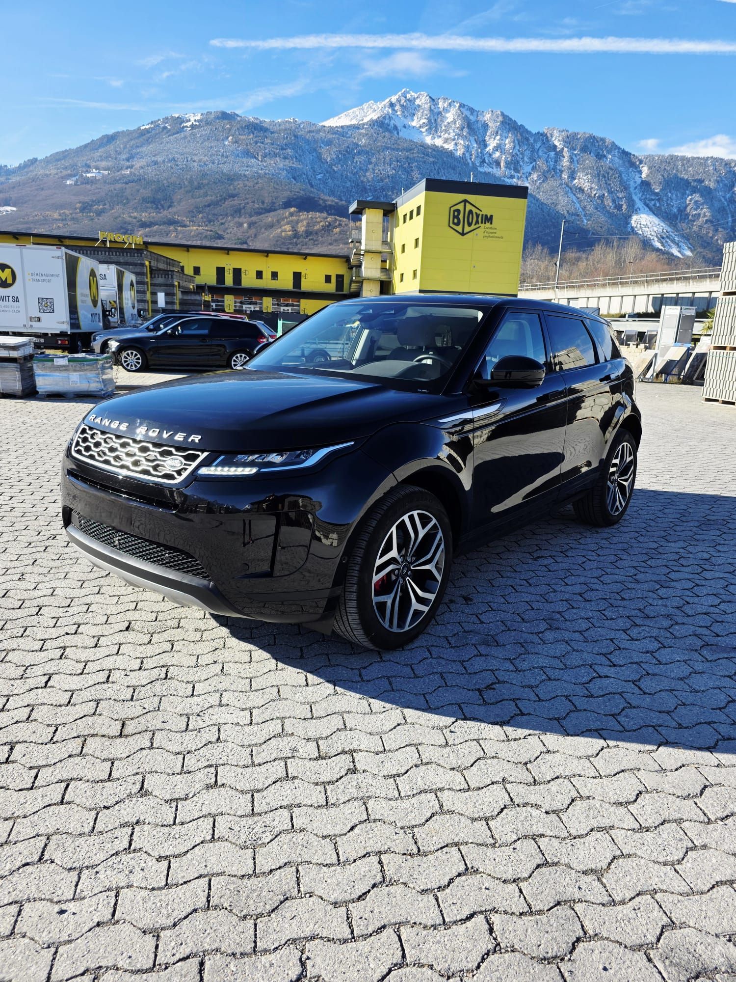 Range Rover Evoque P300