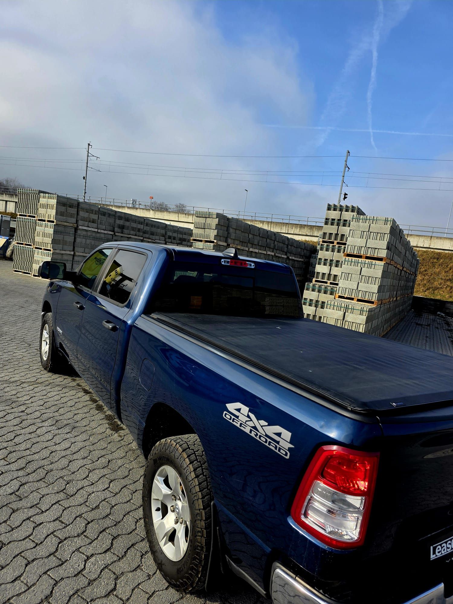 DODGE RAM 1500 LE 2021